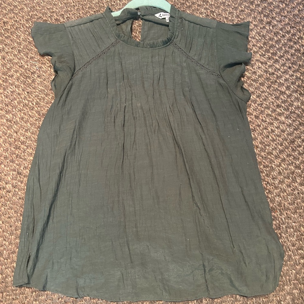 Elegant Green Women's Top